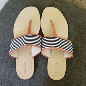 André Flip Flop Sandals